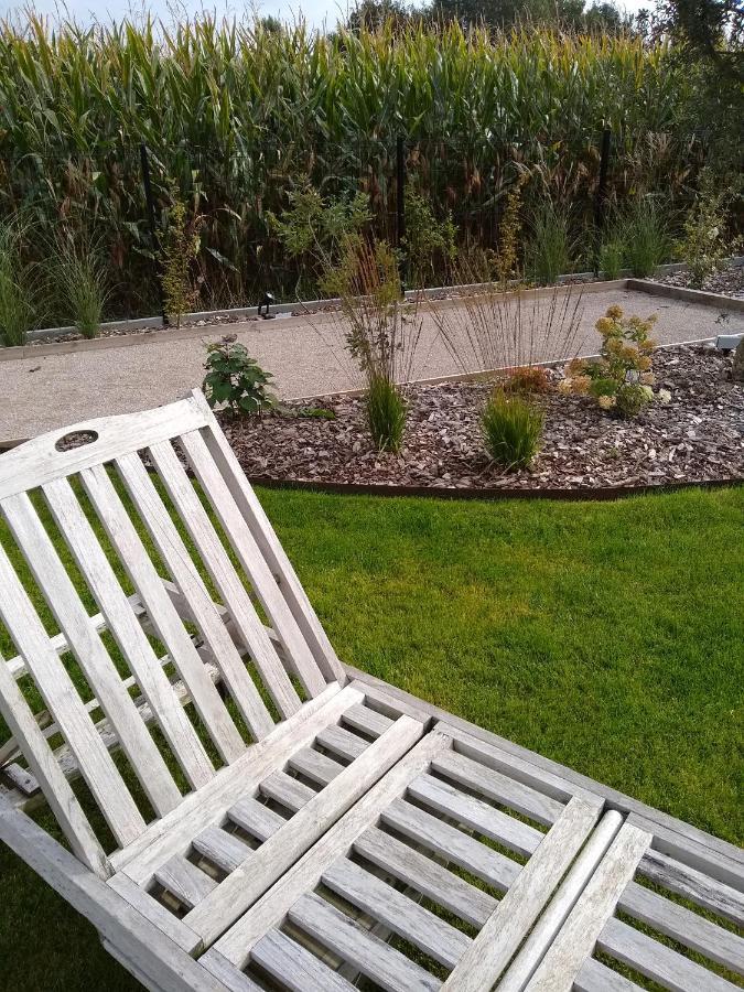 Bed and Breakfast Les Agapanthes Camphin-en-Pevele Exterior foto